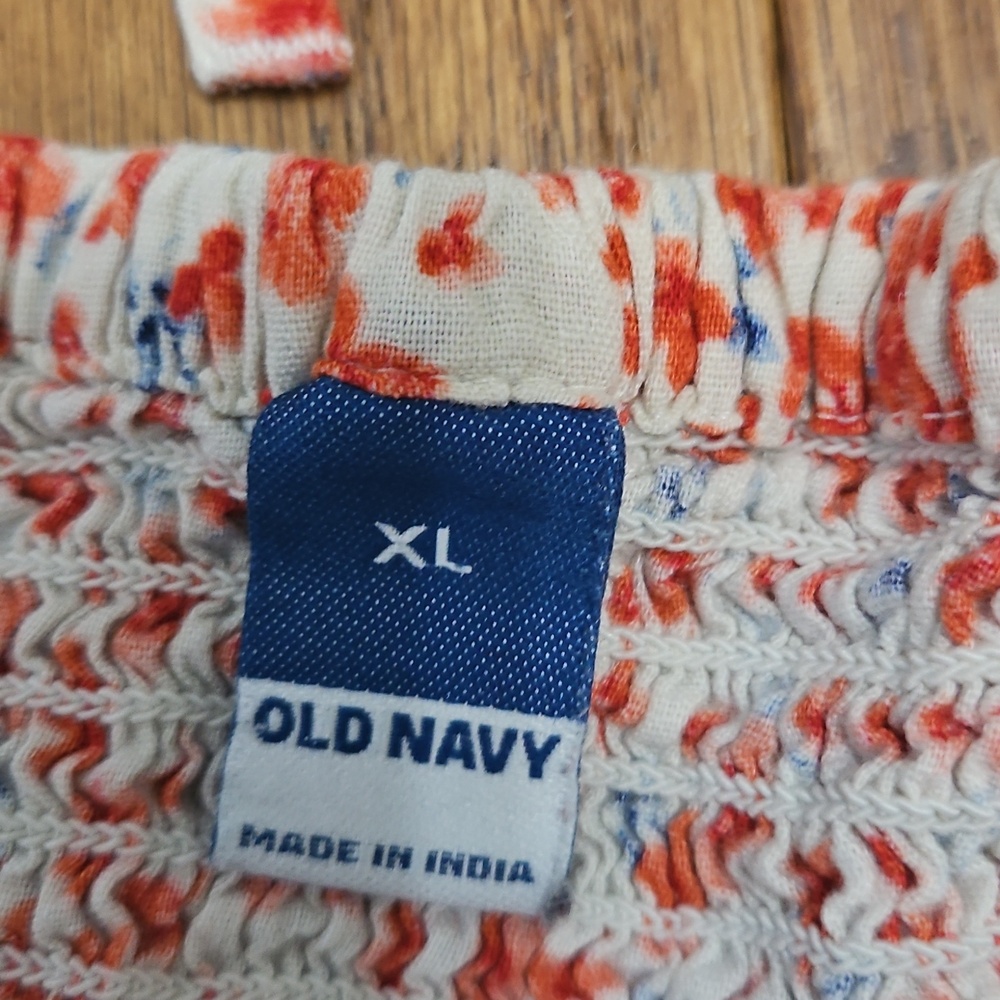 Old Navy Flutter-Sleeve Babydoll Floral Swing Blouse Sz XL - Picture 4 of 7